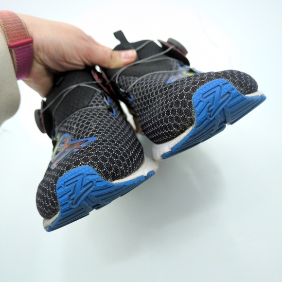 Zoot Run Ali'i Flying Hawaiian Unisex Running Shoes Men's 9.5 Black Rainbow - Picture 4 of 14